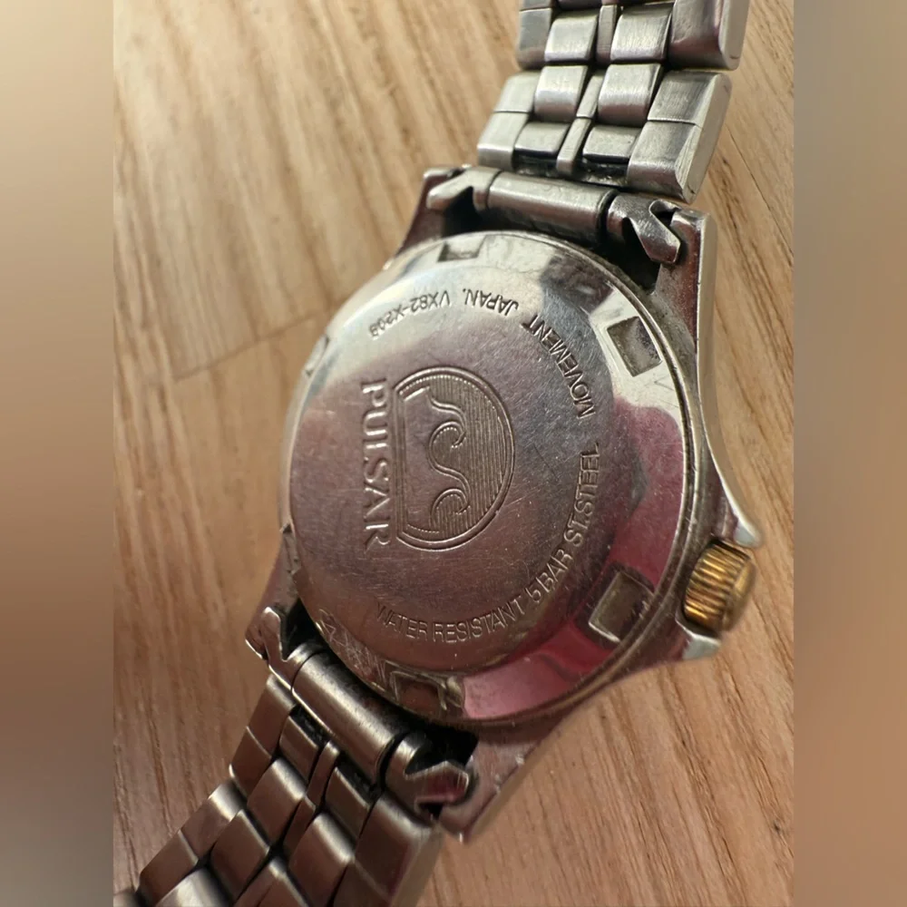 Pulsar ladies two tone classic watch NEW BATTERY